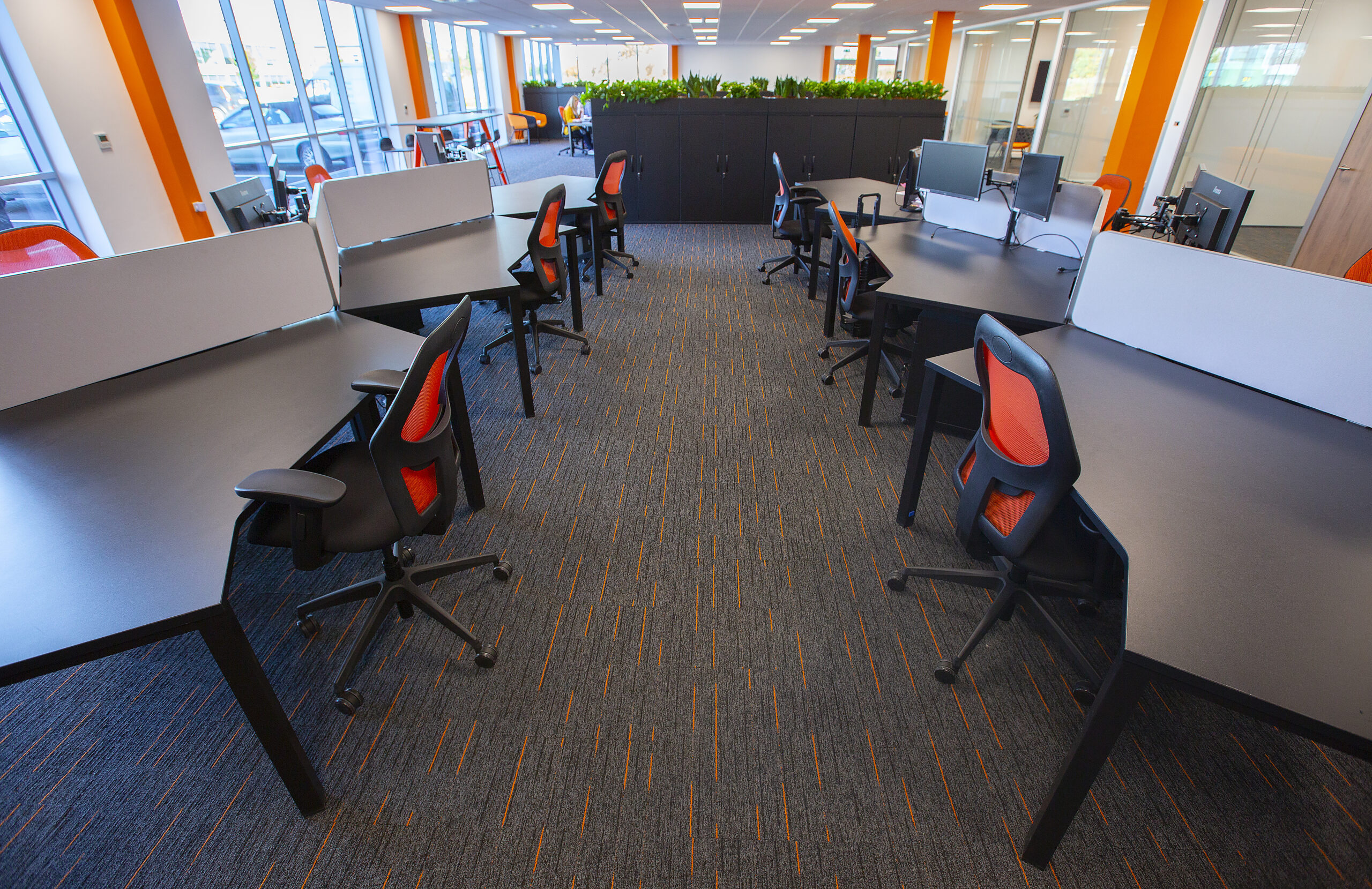 hex-desk-central-view hex-desk-central-view